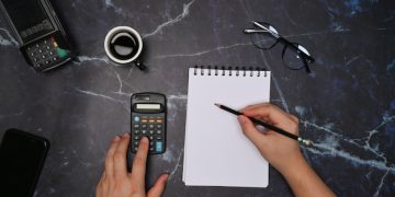 Taxa de Juros do Cheque Especial em 2025: Compare e Evite Dívidas - Cover Image