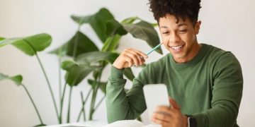 Melhores Apps para Aprender Inglês e Impulsionar sua Carreira em 6 Meses - Cover Image