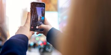 Apps de Edição de Vídeo: Domine Suas Redes Sociais em 2025 - Cover Image